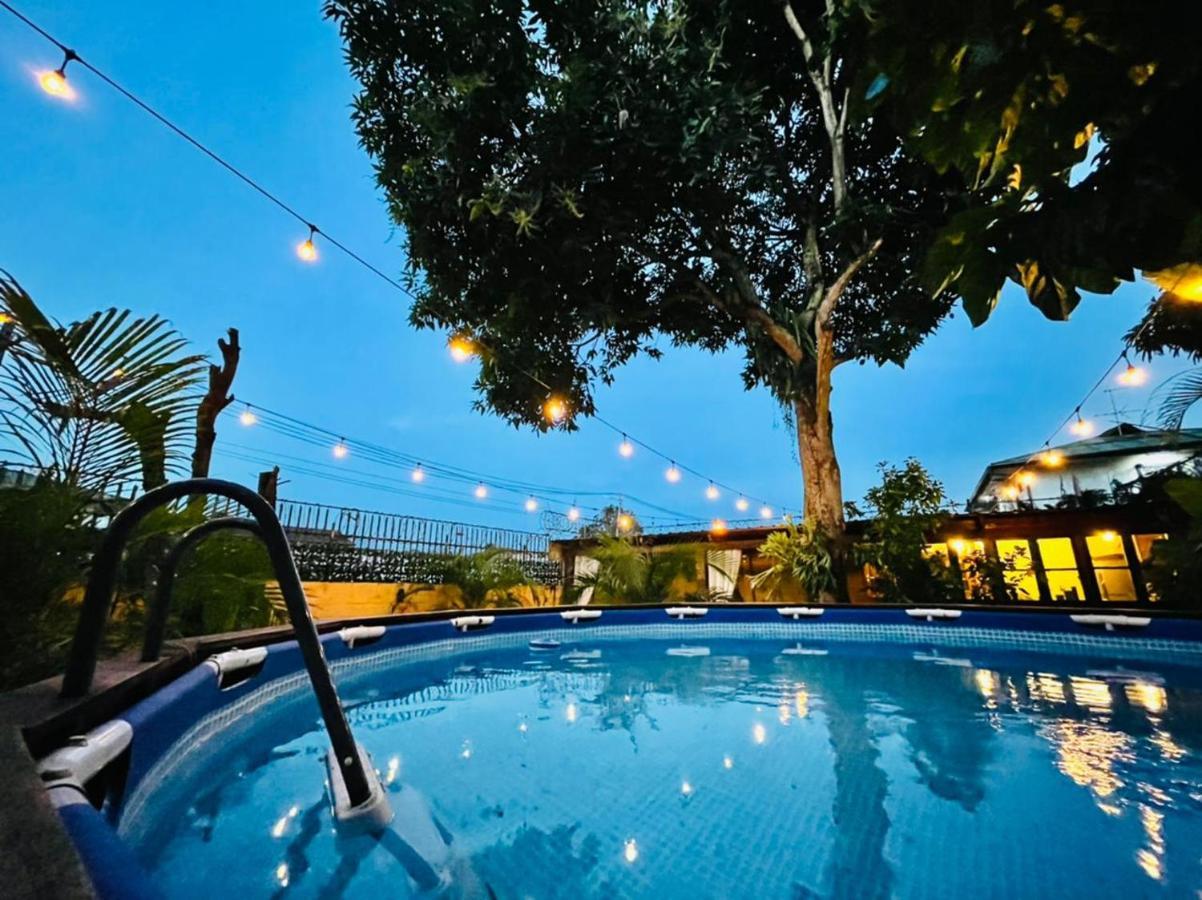 Prins Hendrik Suites باراماريبو المظهر الخارجي الصورة