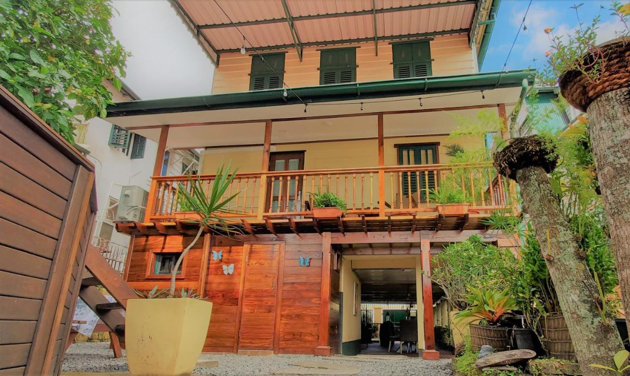 Prins Hendrik Suites باراماريبو المظهر الخارجي الصورة